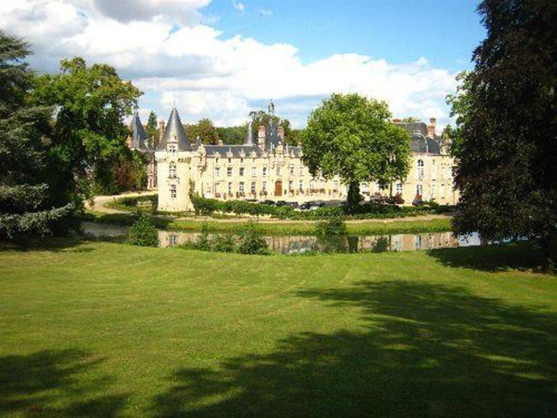 Chateau D'Esclimont Auneau-Bleury-Saint-Symphorien Exteriör bild