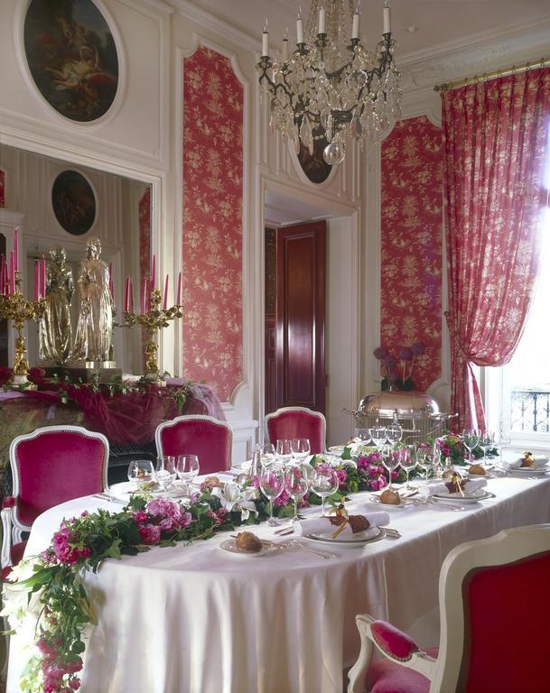 Chateau D'Esclimont Auneau-Bleury-Saint-Symphorien Restaurang bild