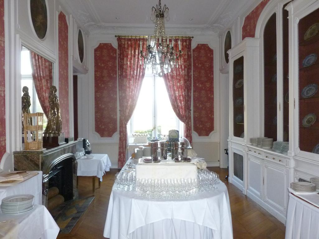 Chateau D'Esclimont Auneau-Bleury-Saint-Symphorien Exteriör bild